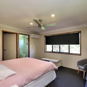 12 Wilfred Street Holiday home