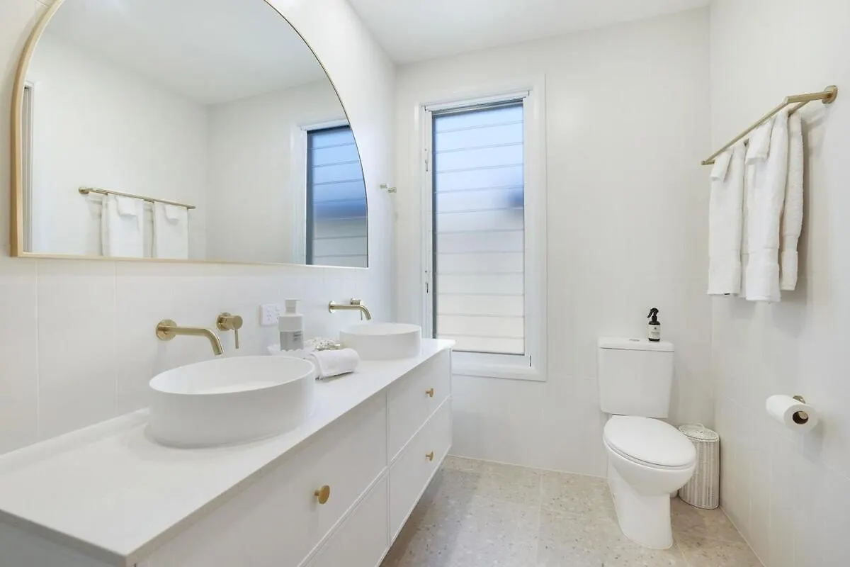 2Min Walk To Esplanade - Perfect Bargara Escape Villa Australia